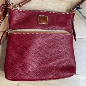 NWT Dooney & Bourke Cranberry Letter Carrier crossbody bag